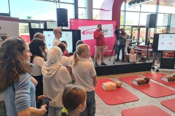 2024-10-18--Restart-a-heart-day002