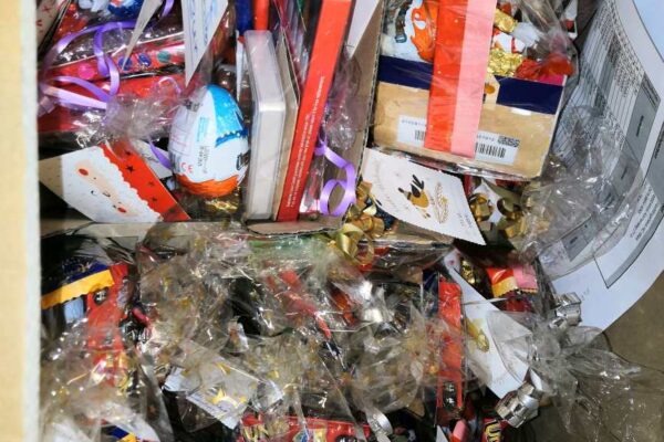 2024-12-06-wallerergym-weihnachtspackerl-haus-courage001