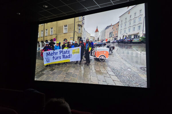 2025-04-10-climate-corner-kinofilm-automobiler-mensch (1)