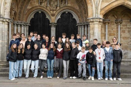 An unforgettable journey to the UK (4ST)