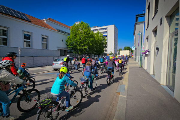2025-05-09-climate-corner-kidical-mass-2025 (8)