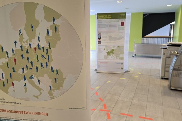 2026-03-02-geschichte-ausstellung-migration-on-tour (4)