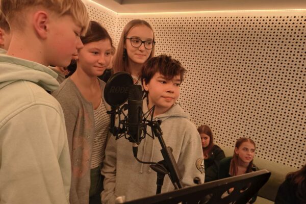 2026-03-10-wallerergym-LiveRadio002