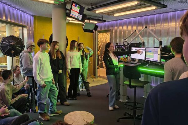 2026-03-10-wallerergym-LiveRadio003