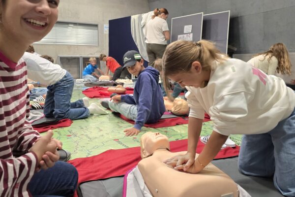 2026-09-24-erste-hilfe-heart-day (3)