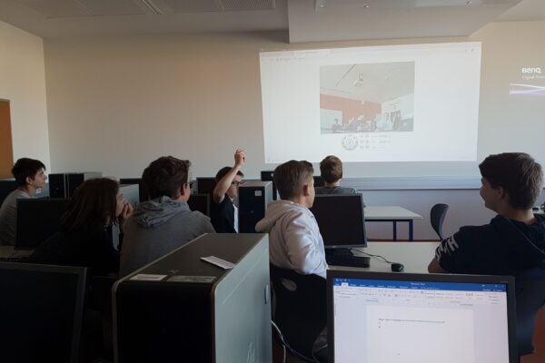 2018-10-22-ahs-fh-hagenberg-vortrag-iot (2)