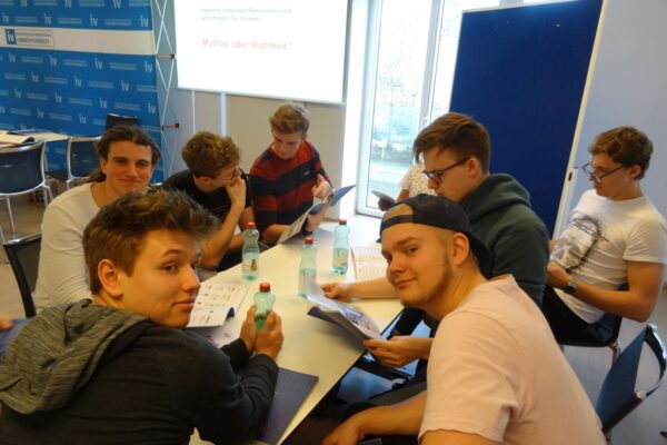 2019-03-14-exkursion-haus-der-industrie002