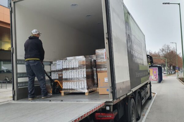 2021-12-07-informatik-laptop-initiative-2021 (1)