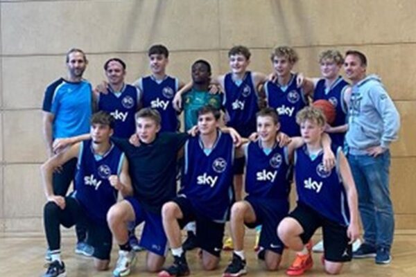 2022-11-26-basketball001