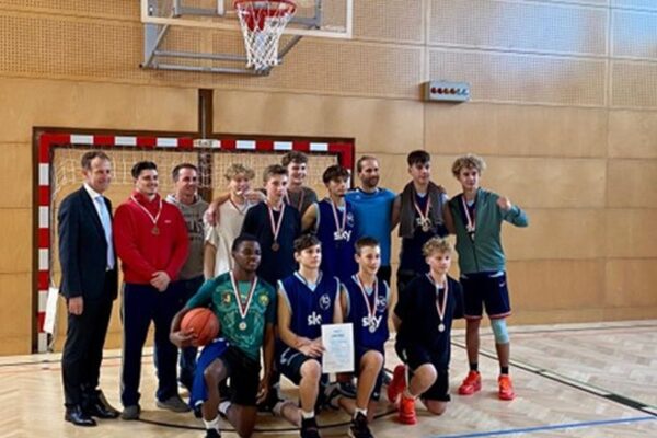 2022-11-26-basketball002