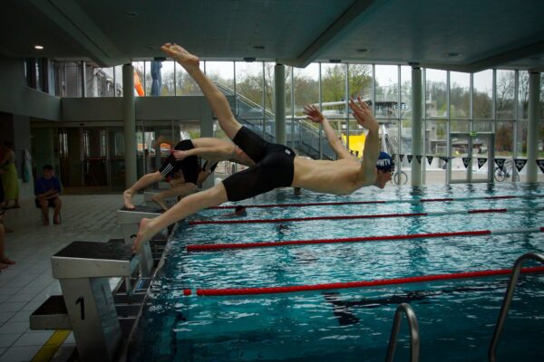 2023-04-19-sport-vormatura-schwimmen-7s-2023 (8)