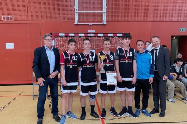 2023-04-27-basketball001