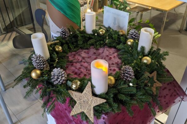 2023-11-30-wallerergym-weihnachten001